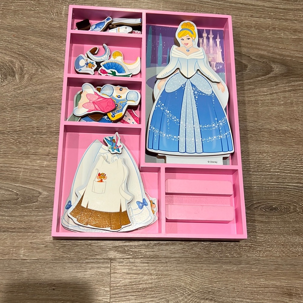 Cinderella Wooden Magnetic Dress Up